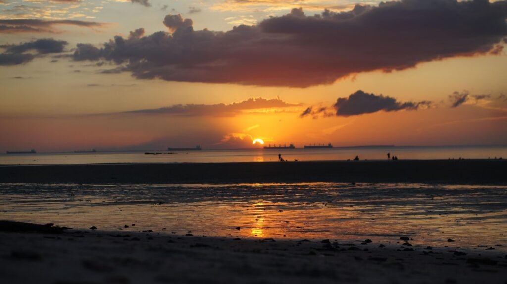 Sol e Mar Viagens - (Fictícia, Apenas para Teste)